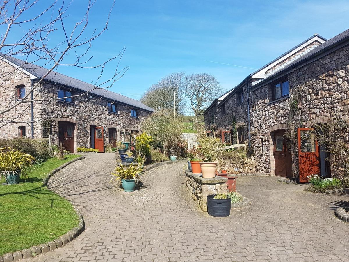 King'S Head Inn Llangennith Exterior photo