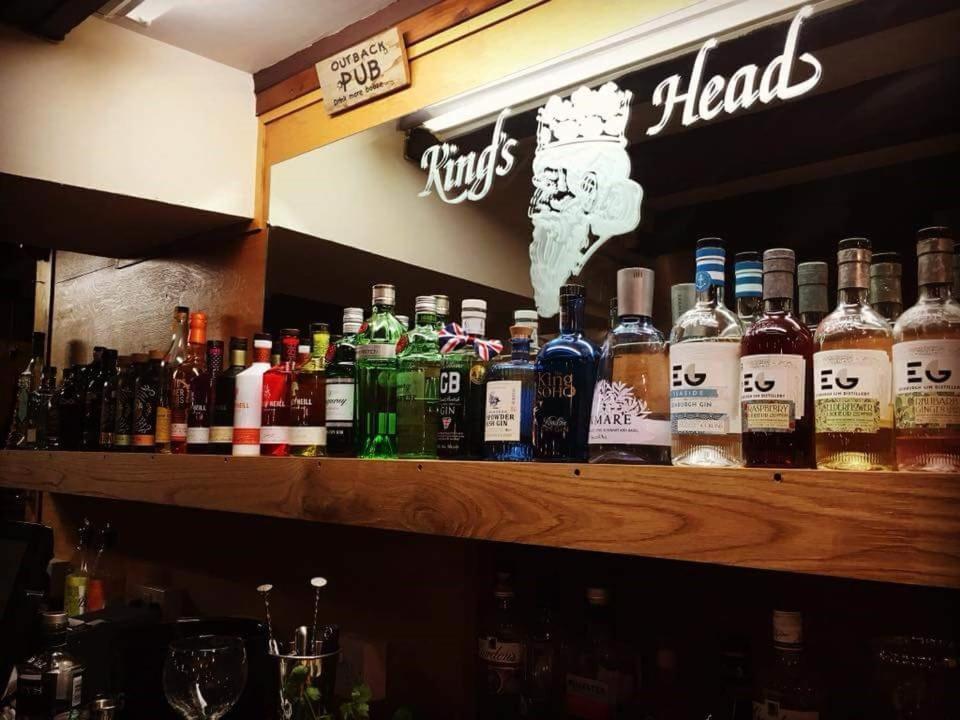 King'S Head Inn Llangennith Exterior photo